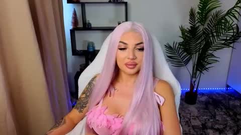 raven_inkk online show from 01/17/26, 10:42