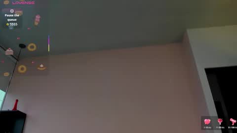 Snapshot of raven_loove chatting on 02/13/26, 08:16 raven_loove online show from 02/13/26, 08:16