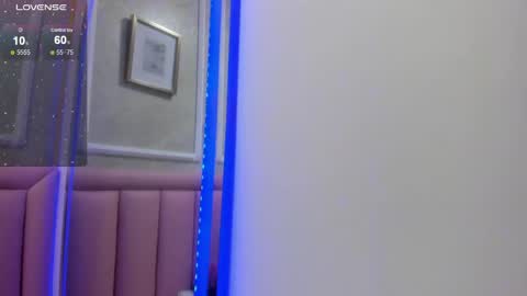 raven_loove online show from 04/23/26, 06:10