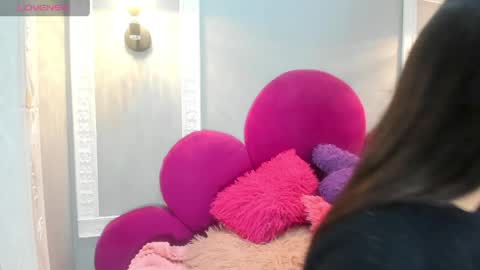raven_loove online show from 05/21/26, 08:05