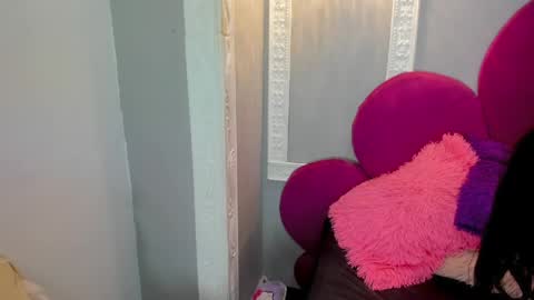 raven_loove online show from 06/09/26, 06:30