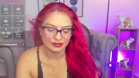 Snapshot of raven_reyes7 chatting on 04/30/26, 11:42 raven online show from 04/30/26, 11:42