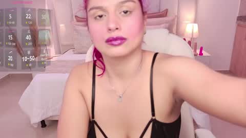 Snapshot of raven_reyes7 chatting on 05/02/26, 10:04 raven online show from 05/02/26, 10:04