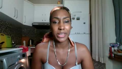 ravenbby online show from 04/21/26, 08:44