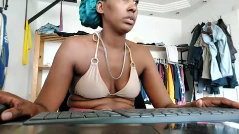 ravenbby online show from 07/02/26, 12:00