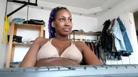 ravenbby online show from 07/19/26, 03:43