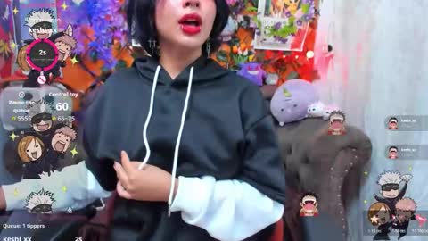 RavenN  online show from 10/20/25, 11:32