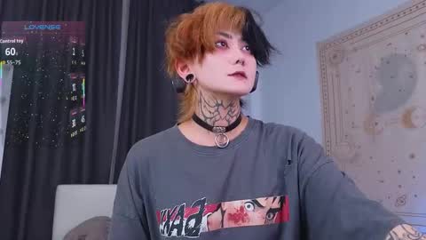 Snapshot of ravens_nest_ chatting on 11/26/25, 11:33 Raven online show from 11/26/25, 11:33