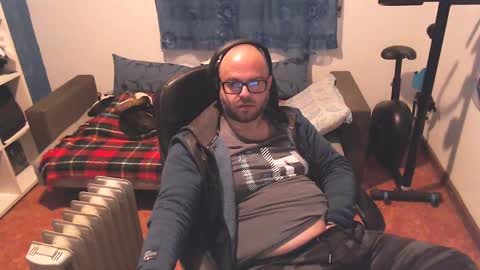 Snapshot of ravingr3d3 chatting on 03/01/25, 11:15 ravingr3d3 online show from 03/01/25, 11:15