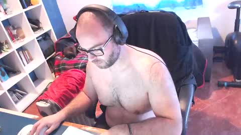 Snapshot of ravingr3d3 chatting on 03/07/25, 03:18 ravingr3d3 online show from 03/07/25, 03:18