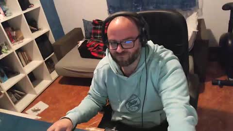 Snapshot of ravingr3d3 chatting on 03/12/25, 11:54 ravingr3d3 online show from 03/12/25, 11:54