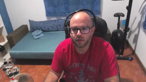 Snapshot of ravingr3d3 chatting on 09/14/25, 10:31 ravingr3d3 online show from 09/14/25, 10:31