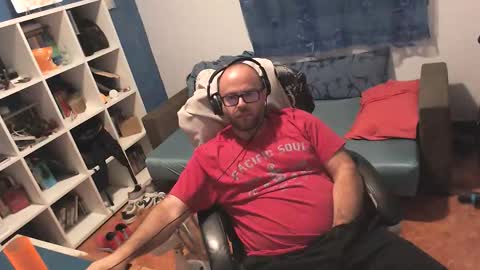 Snapshot of ravingr3d3 chatting on 09/15/25, 10:43 ravingr3d3 online show from 09/15/25, 10:43