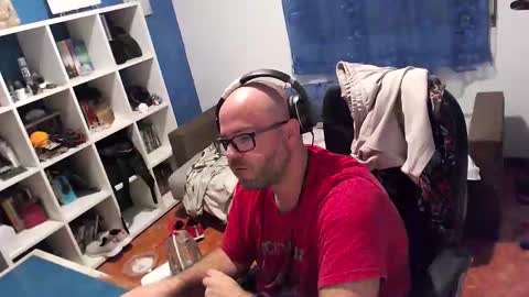 Snapshot of ravingr3d3 chatting on 10/15/25, 11:16 ravingr3d3 online show from 10/15/25, 11:16