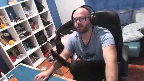 Snapshot of ravingr3d3 chatting on 10/27/25, 11:09 ravingr3d3 online show from 10/27/25, 11:09