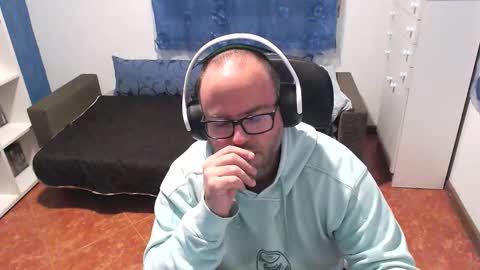 Snapshot of ravingr3d3 chatting on 11/09/25, 09:35 ravingr3d3 online show from 11/09/25, 09:35