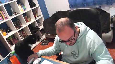 Snapshot of ravingr3d3 chatting on 11/17/25, 09:04 ravingr3d3 online show from 11/17/25, 09:04