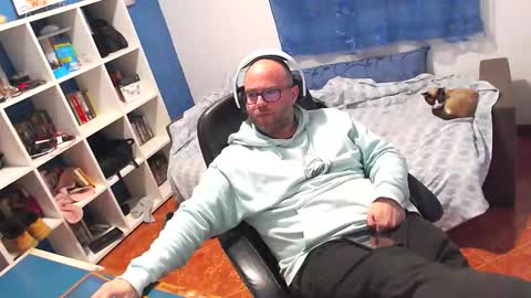 ravingr3d3 online show from 02/06/26, 12:15