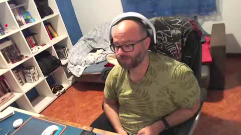 ravingr3d3 online show from 04/21/26, 10:34