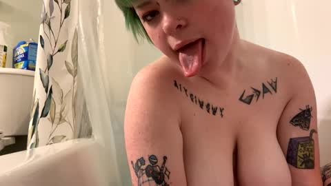 Ravynn 3 online show from 01/21/25, 02:37