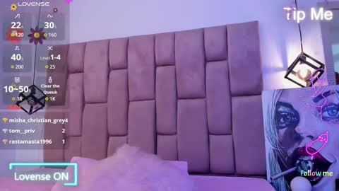 ravynrouge_ online show from 10/01/25, 12:33