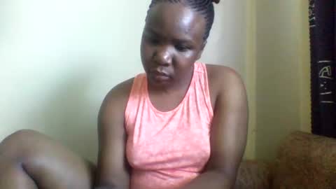 Snapshot of rawebony chatting on 10/08/25, 06:33 RAWEBONY online show from 10/08/25, 06:33