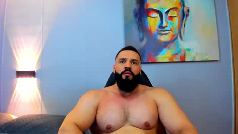 Snapshot of rawmathews chatting on 01/19/25, 01:43 rawmathews online show from 01/19/25, 01:43