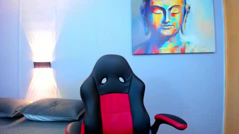 Snapshot of rawmathews chatting on 01/29/25, 11:04 rawmathews online show from 01/29/25, 11:04