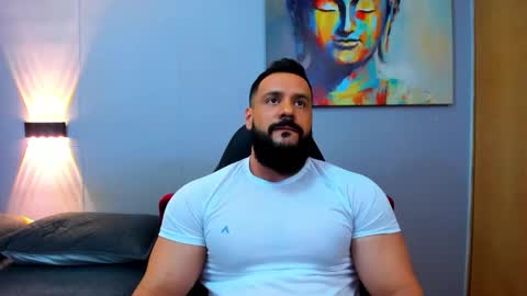 Snapshot of rawmathews chatting on 01/31/25, 01:33 rawmathews online show from 01/31/25, 01:33