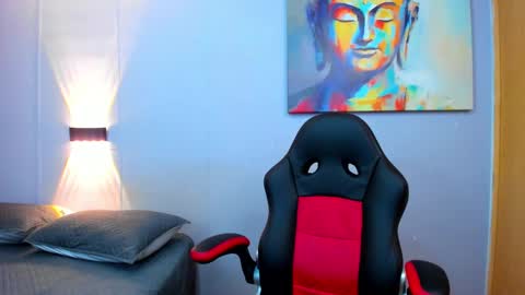 Snapshot of rawmathews chatting on 02/02/25, 08:02 rawmathews online show from 02/02/25, 08:02