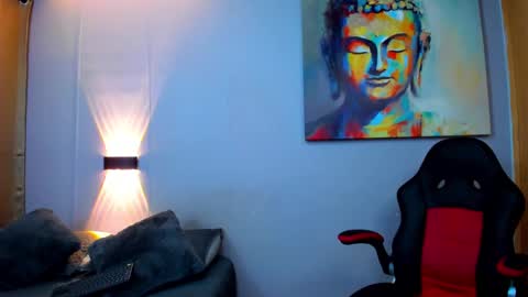 Snapshot of rawmathews chatting on 02/13/25, 04:43 rawmathews online show from 02/13/25, 04:43