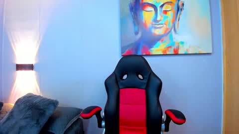 Snapshot of rawmathews chatting on 02/14/25, 05:41 rawmathews online show from 02/14/25, 05:41