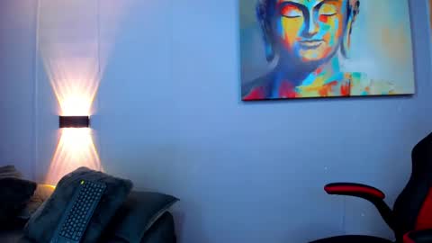 Snapshot of rawmathews chatting on 02/14/25, 08:42 rawmathews online show from 02/14/25, 08:42