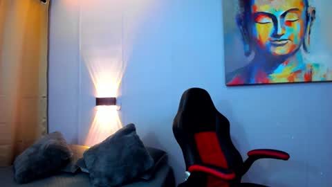 Snapshot of rawmathews chatting on 02/23/25, 05:45 rawmathews online show from 02/23/25, 05:45