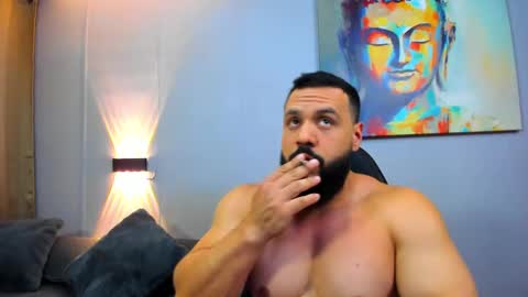 Snapshot of rawmathews chatting on 03/12/25, 01:03 rawmathews online show from 03/12/25, 01:03