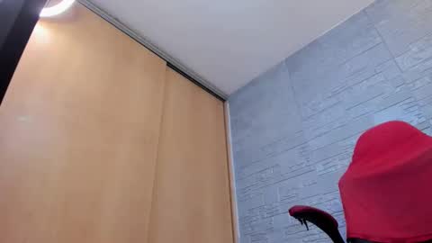 Snapshot of rawmathews chatting on 11/08/25, 02:23 rawmathews online show from 11/08/25, 02:23