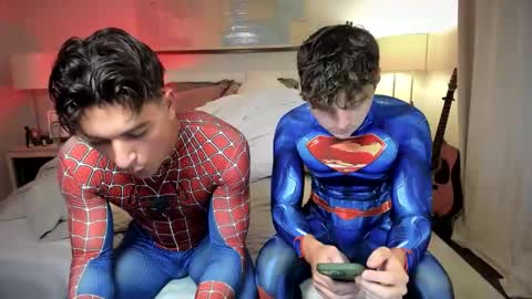 Snapshot of rawr_itsben chatting on 10/23/25, 10:08 Its Ben online show from 10/23/25, 10:08