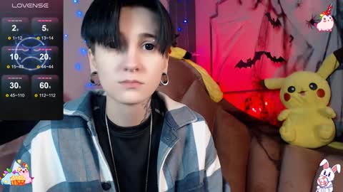 Snapshot of ray__taylor chatting on 12/06/24, 08:18 Ray online show from 12/06/24, 08:18