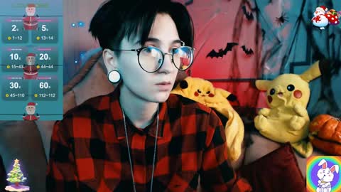 Snapshot of ray__taylor chatting on 12/15/24, 07:53 Ray online show from 12/15/24, 07:53