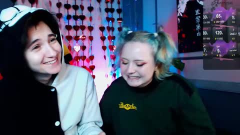 Snapshot of ray__taylor chatting on 02/14/25, 10:04 Ray online show from 02/14/25, 10:04