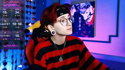 Snapshot of ray__taylor chatting on 03/11/25, 03:56 Ray online show from 03/11/25, 03:56