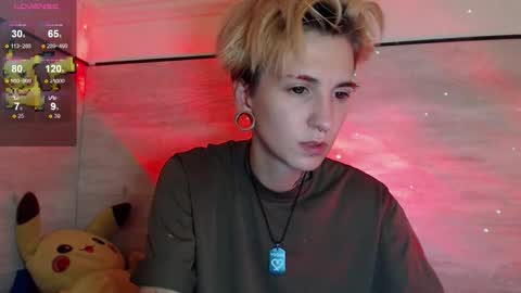 Snapshot of ray__taylor chatting on 09/08/25, 10:20 Ray online show from 09/08/25, 10:20