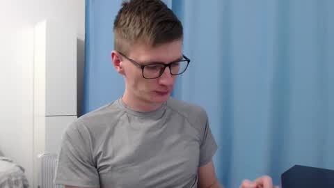 Ray Booy  online show from 11/27/25, 08:22