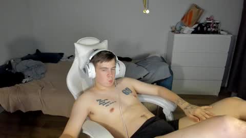 Ray online show from 09/08/25, 07:46