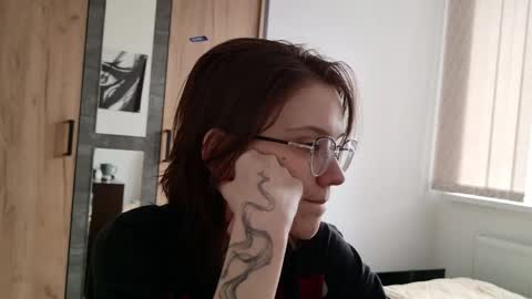 Ray-Ray online show from 04/23/26, 03:58