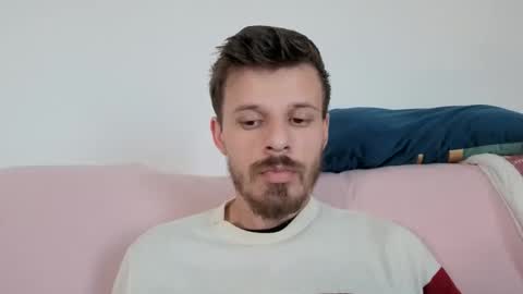 Snapshot of rayann27 chatting on 10/31/25, 10:16 rayan online show from 10/31/25, 10:16