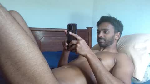 Snapshot of rayannzz chatting on 01/13/26, 04:29 eyan online show from 01/13/26, 04:29