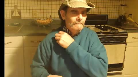 Ray online show from 10/13/25, 09:31