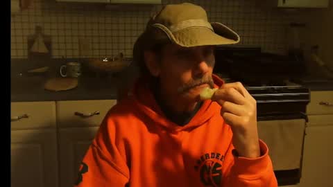 Ray online show from 10/31/25, 09:27