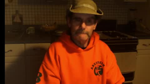 Ray online show from 11/11/25, 10:32